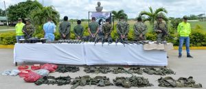 Gefangene FARC-Guerilleros. Bild: Colombia Politics